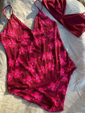 Mai body suit swim one piece burgundy pink orchids XL